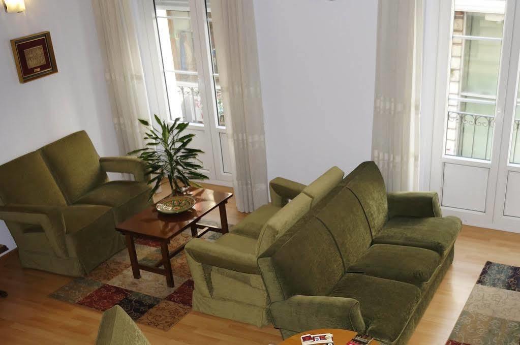 Hostal La Numantina Логроньйо Екстер'єр фото
